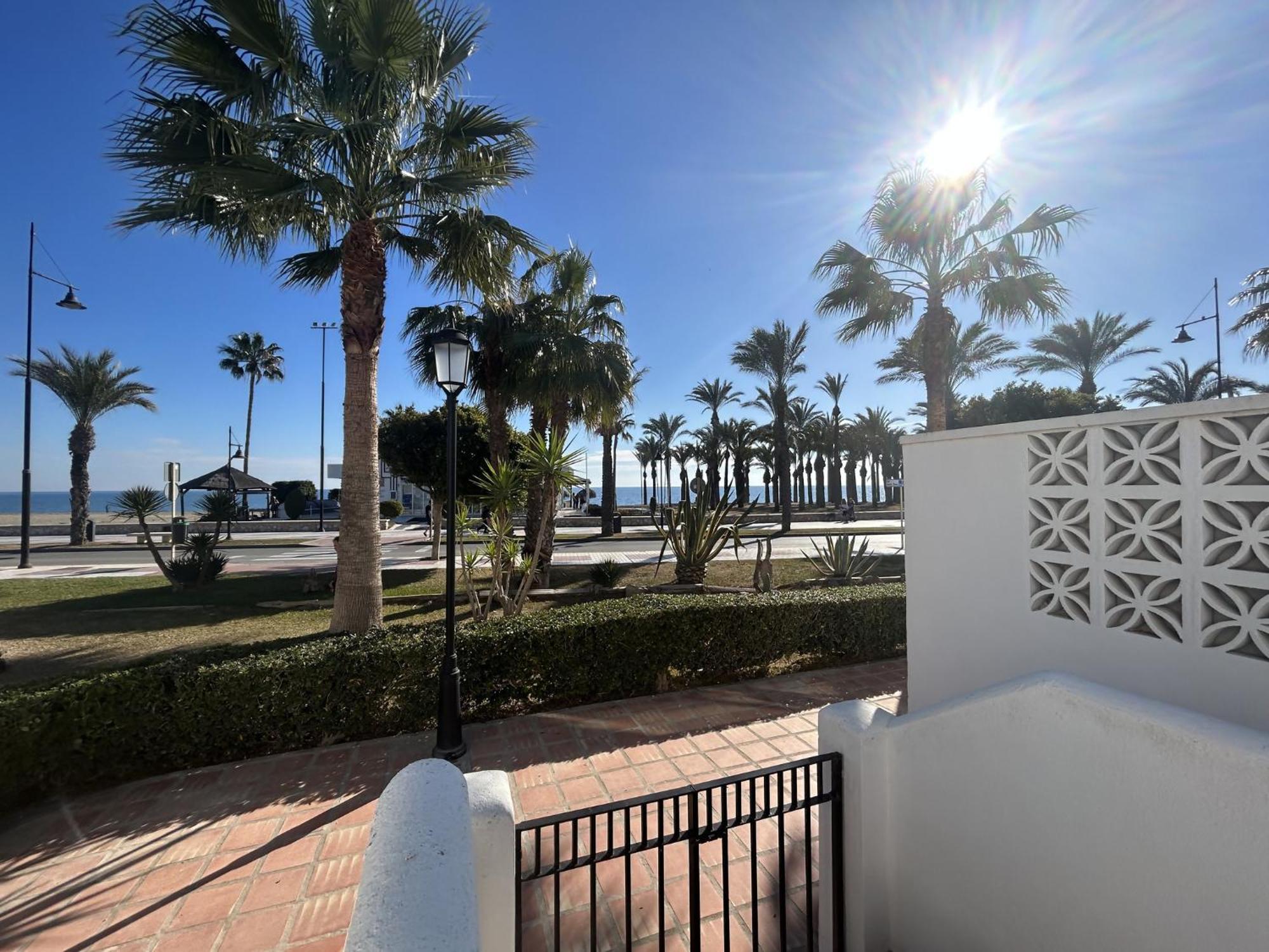 Casa De Playa Los Alamos Andra Торремолинос Экстерьер фото